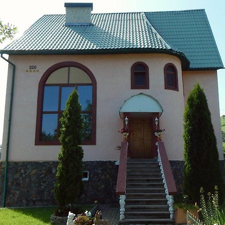 Usadba Bigar Villa โวโลเว็ตส์ ภายนอก รูปภาพ