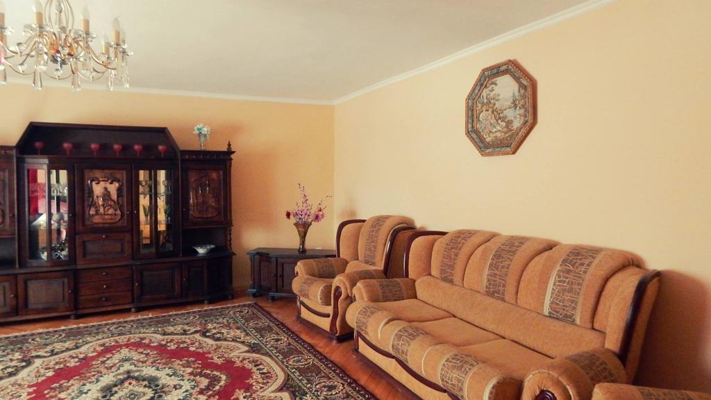 Usadba Bigar Villa โวโลเว็ตส์ ภายนอก รูปภาพ